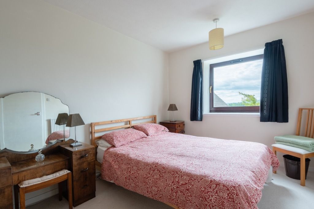 4 bed detached house for sale in Glamis Road, Kirriemuir, Angus DD8, £235,000