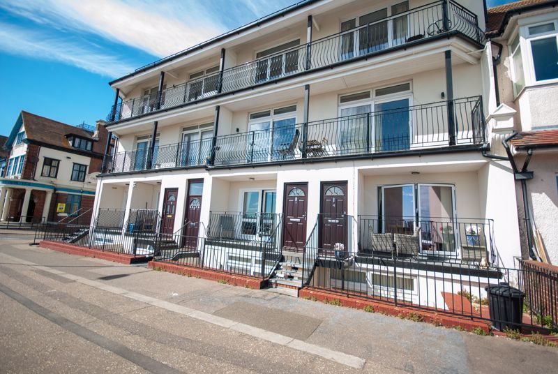 2 bed flat for sale in Eastern Esplanade, Southend-On-Sea, Essex SS1, £250,000