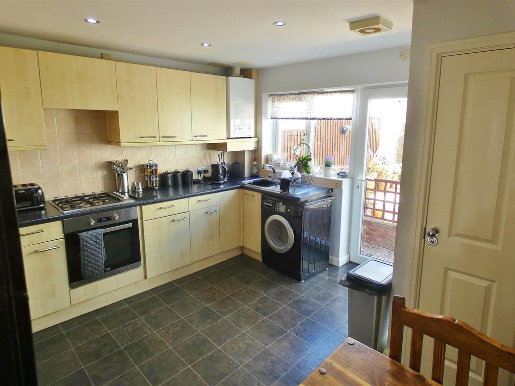 2 bed end terrace house for sale in Latimer Road, Eastbourne BN22, £259,500