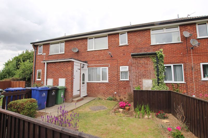 1 bed flat for sale in Ancholme Avenue, Immingham DN40, £59,500