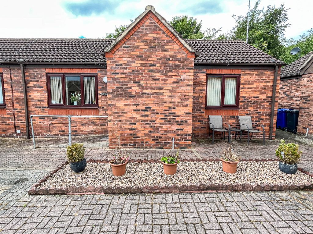 2 bed semi-detached bungalow for sale in Moat Hills Court, Bentley, Doncaster DN5, £86,000
