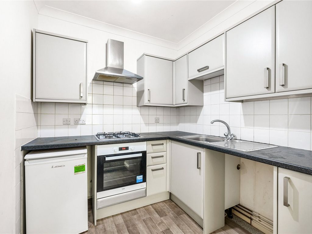 1 bed flat for sale in Dyke Road, Brighton, East Sussex BN1, £220,000