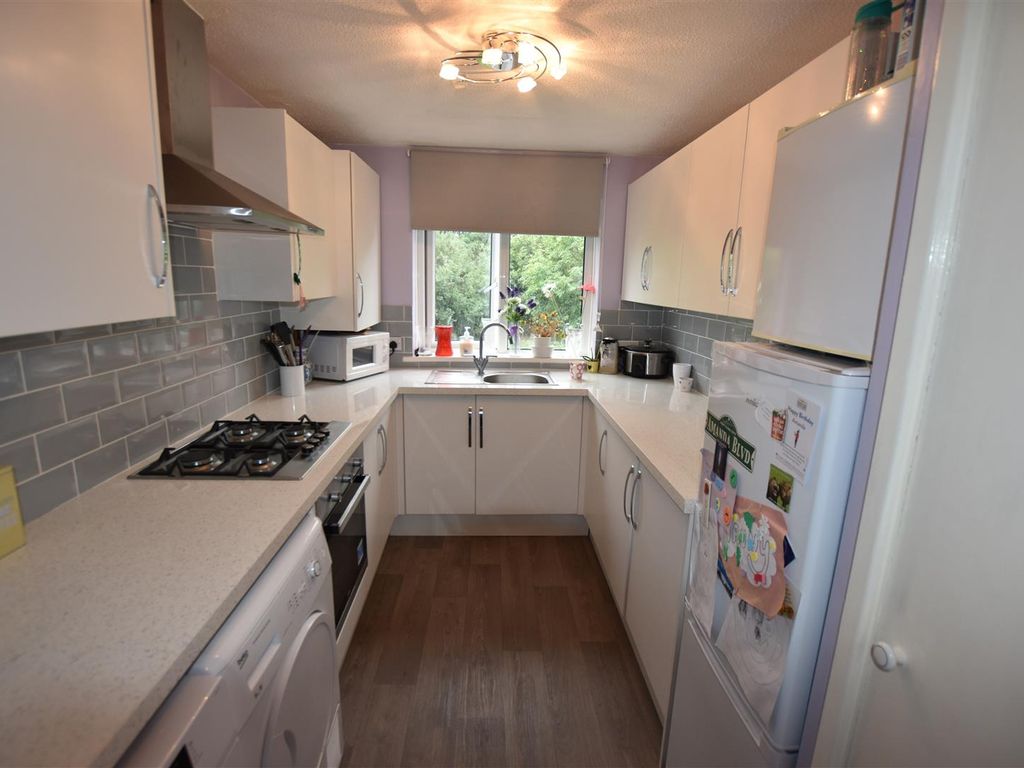 1 bed flat for sale in Red Willow, Harlow CM19, £175,000