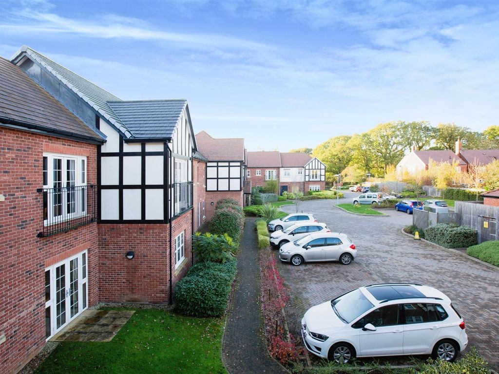1 bed flat for sale in Ravenshaw Court, 73 Four Ashes Road, Bentley Heath, Solihull B93, £245,000