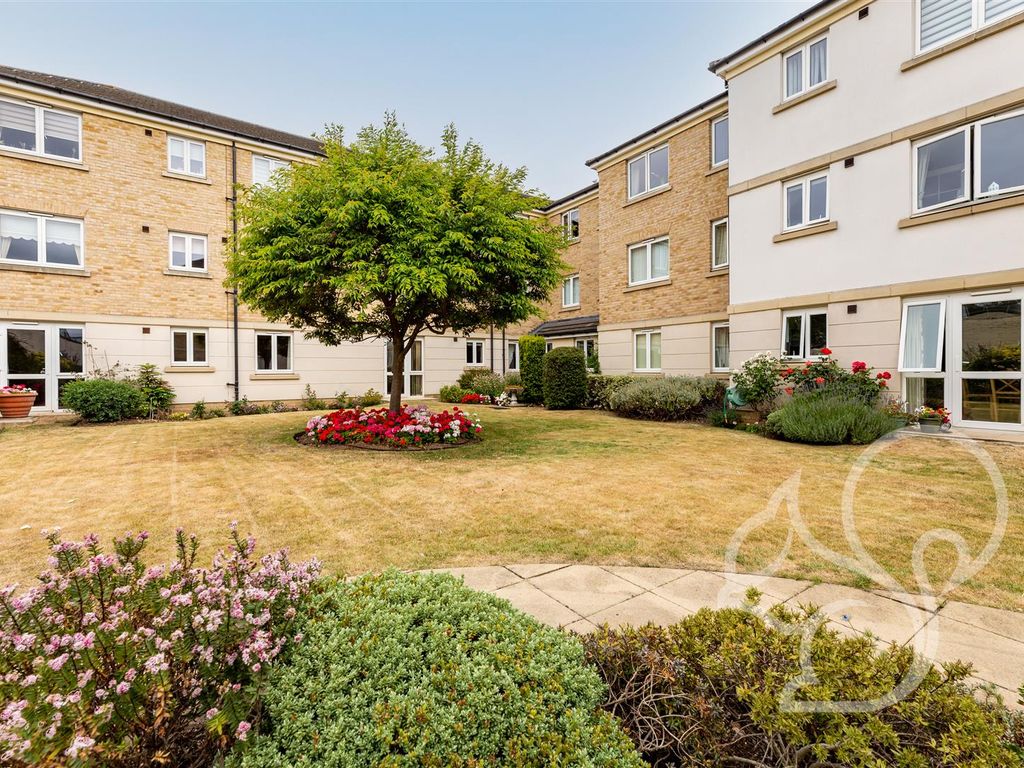 1 bed flat for sale in Tyrell Lodge, Springfield Road, Chelmsford CM2, £170,000