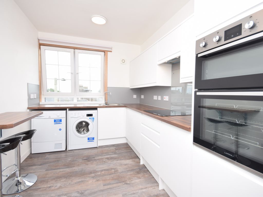 1 bed flat for sale in High Street, Auchterarder PH3, £79,950