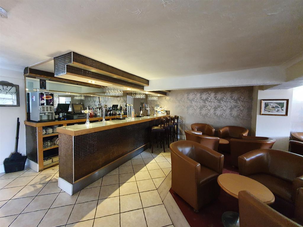 Pub/bar for sale in Licenced Trade, Pubs & Clubs DN17, Amcotts, North Lincolnshire, £450,000