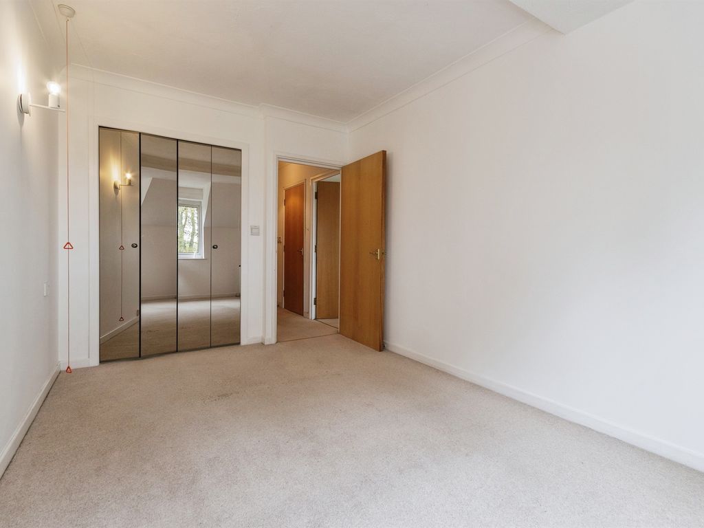 1 bed property for sale in Bedford Road, Hitchin SG5, £140,000