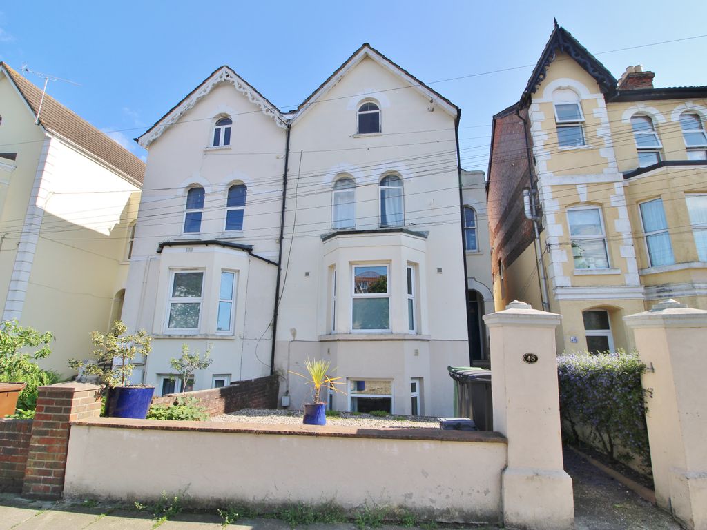 1 bed flat for sale in Campbell Road, Southsea PO5, £125,000