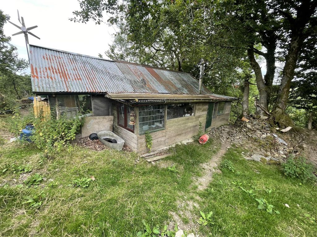Farm for sale in Ffarmers, Llanwrda SA19, £335,000