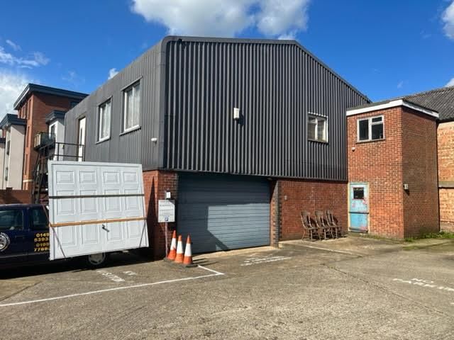 Light industrial for sale in Perth House, Grafton Street, High Wycombe, Bucks HP12, £450,000