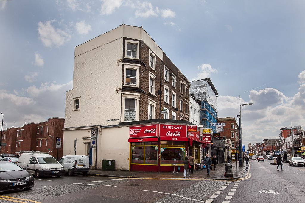 1 bed flat for sale in Kilburn High Road, Kilburn NW6, £329,950