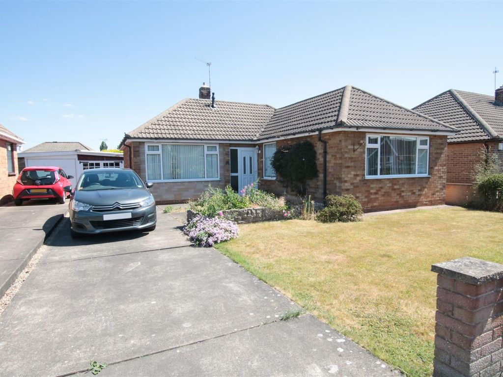 3 bed detached bungalow for sale in Ivanhoe Way, Sprotbrough, Doncaster DN5, £246,000