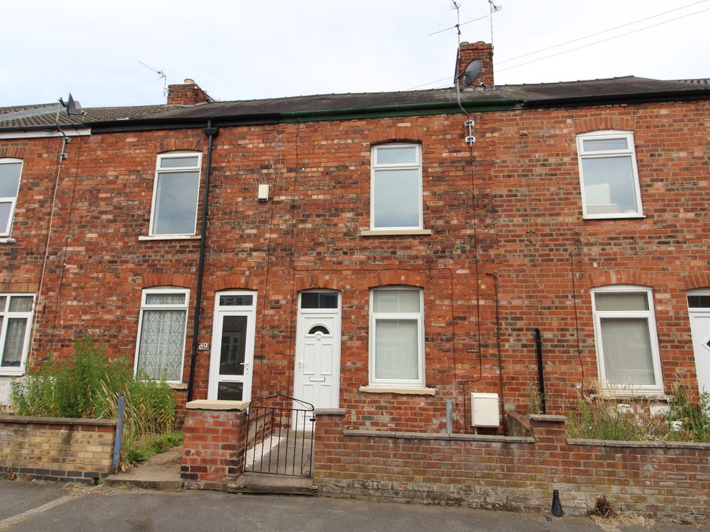 2 bed terraced house for sale in Stanley Street, Gainsborough, Lincolnshire DN21, £65,000