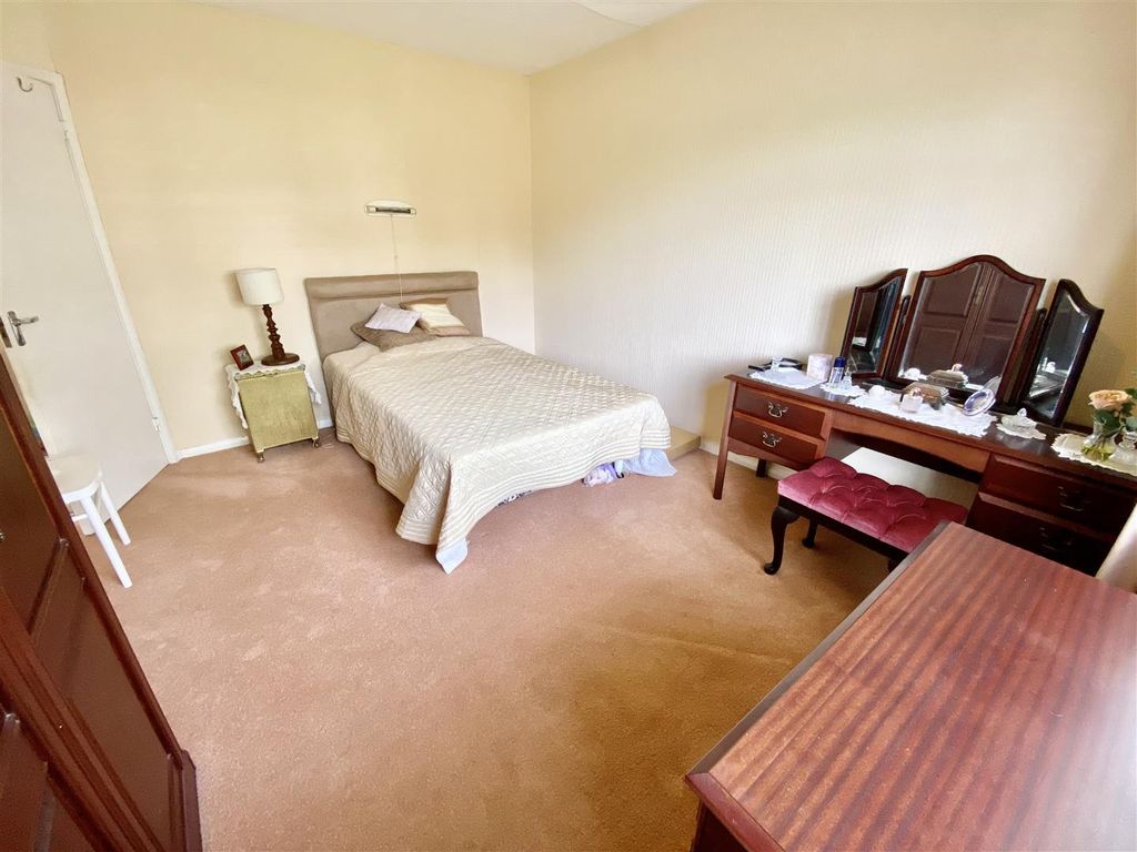 3 bed detached bungalow for sale in Lon Yr Eglwys, Morfa Nefyn, Pwllheli LL53, £270,000