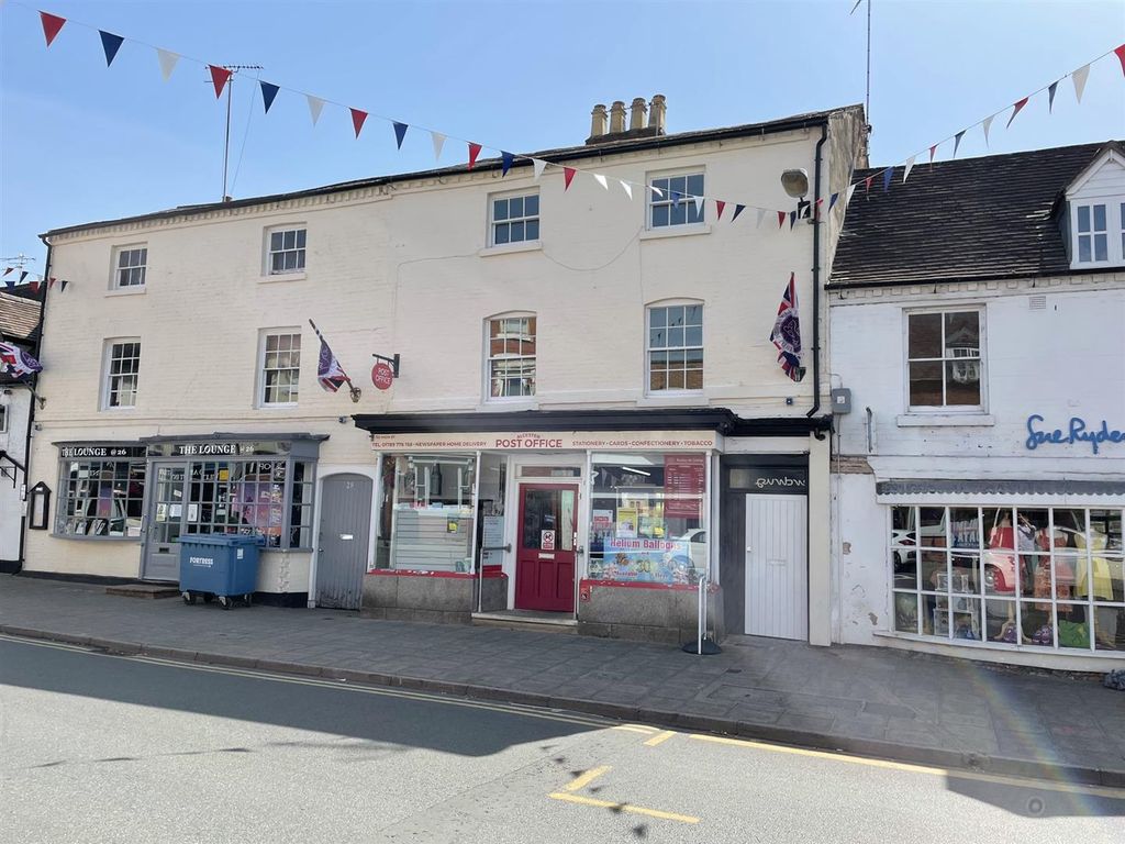 Commercial property for sale in 30 High Street, Alcester, Warwickshire B49, £400,000