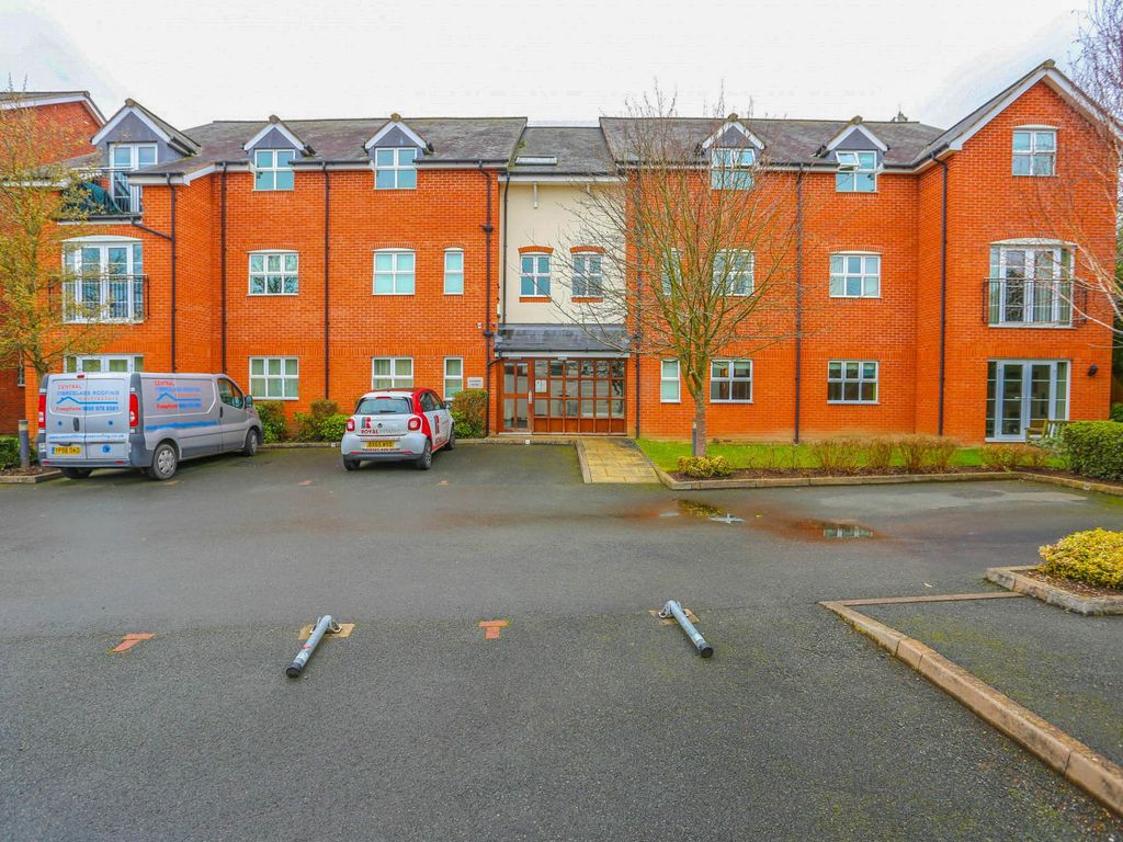 3 bed flat for sale in Rosemont House 15A, Poplar Road, Solihull B93, £269,000