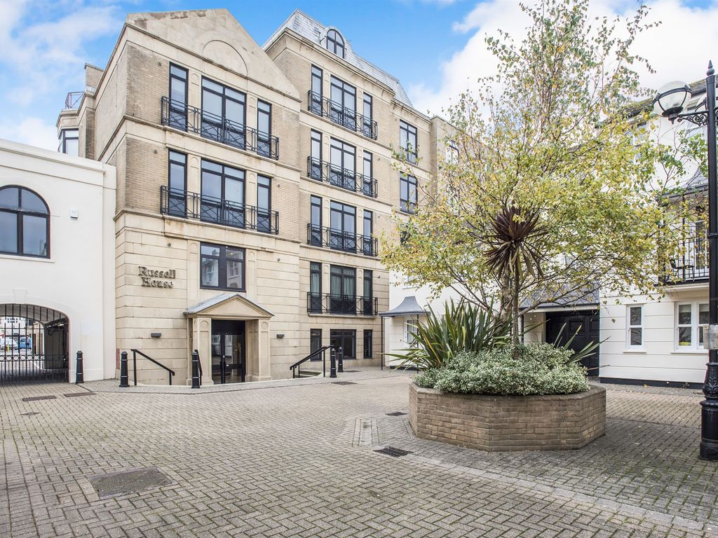 1 bed flat for sale in Russell Mews, Brighton BN1, £300,000