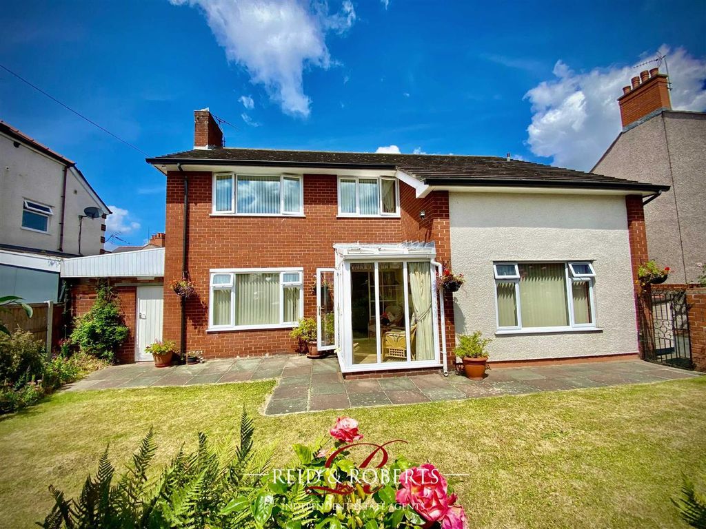 4 bed detached house for sale in Saxon Street, Wrexham LL13, £319,995
