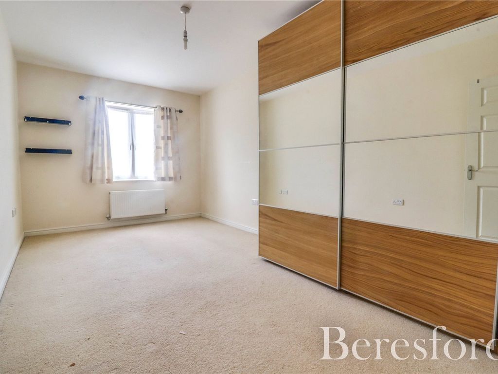 2 bed flat for sale in Parnell Place, Braintree CM7, £180,000