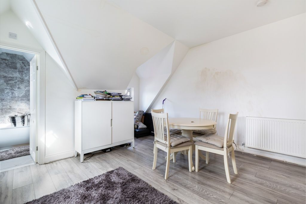 Studio for sale in Dunheved Road South, Thornton Heath CR7, £275,000