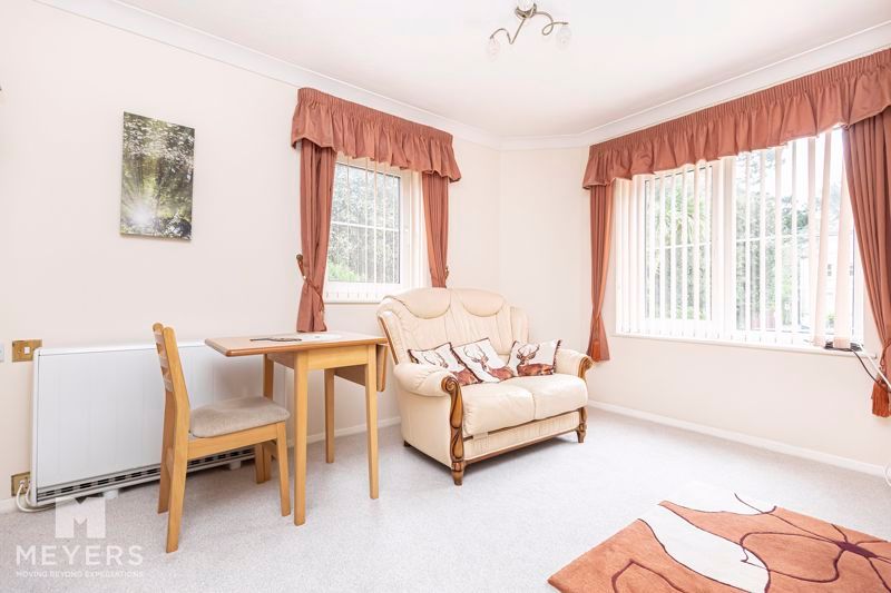 1 bed flat for sale in Wellington Court, 10 Poole Road, Bournemouth BH2, £110,000