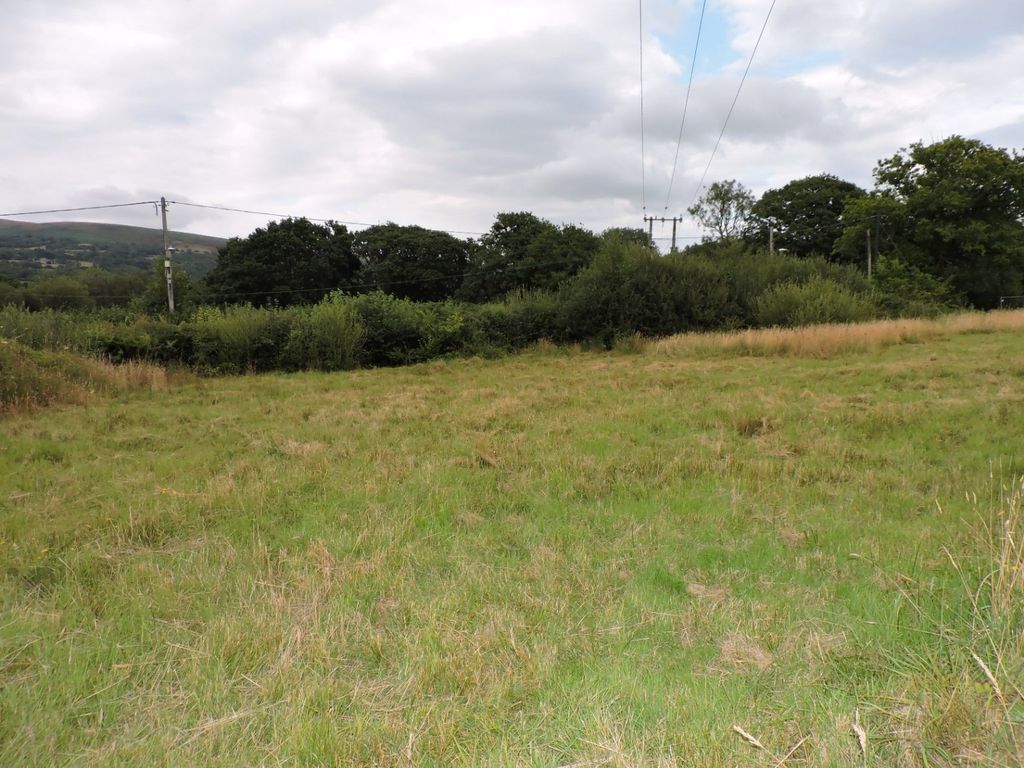 Land for sale in Llwyncelyn Road, Glanamman SA18, £90,000