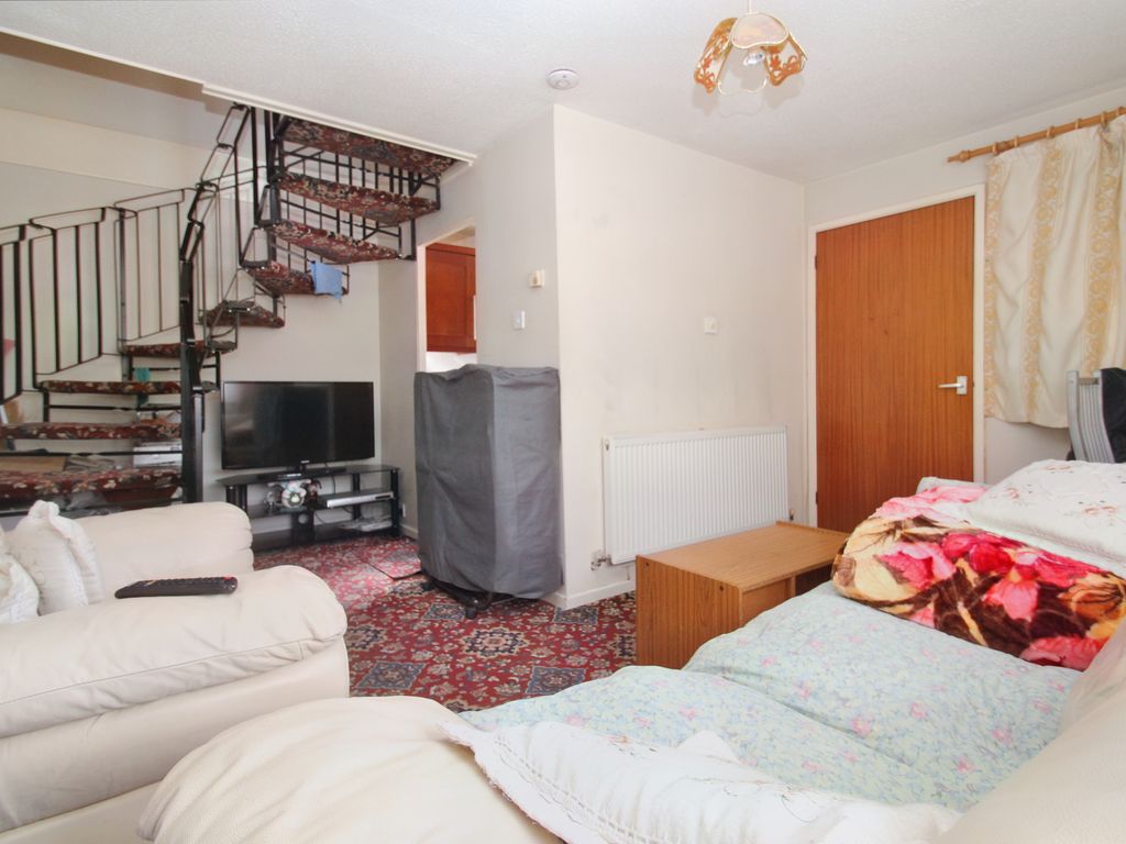 1 bed semi-detached house for sale in Hambledon Close, Uxbridge, Greater London UB8, £320,000