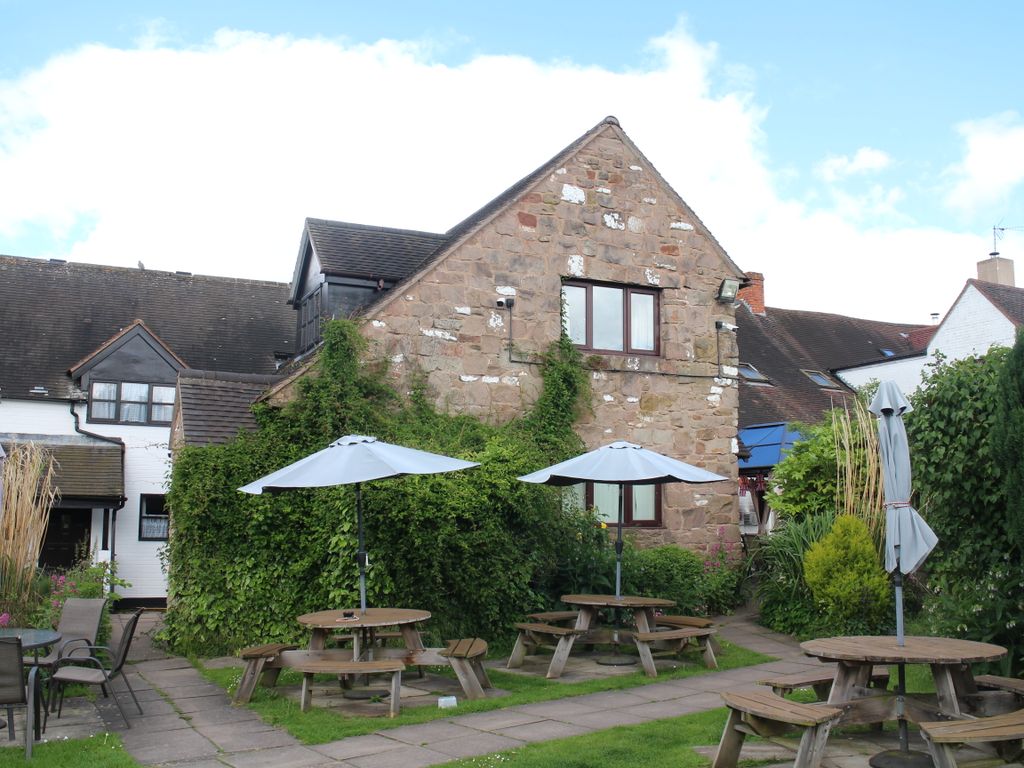Pub/bar for sale in Chelmarsh, Bridgnorth, Shropshire WV16, £975,000