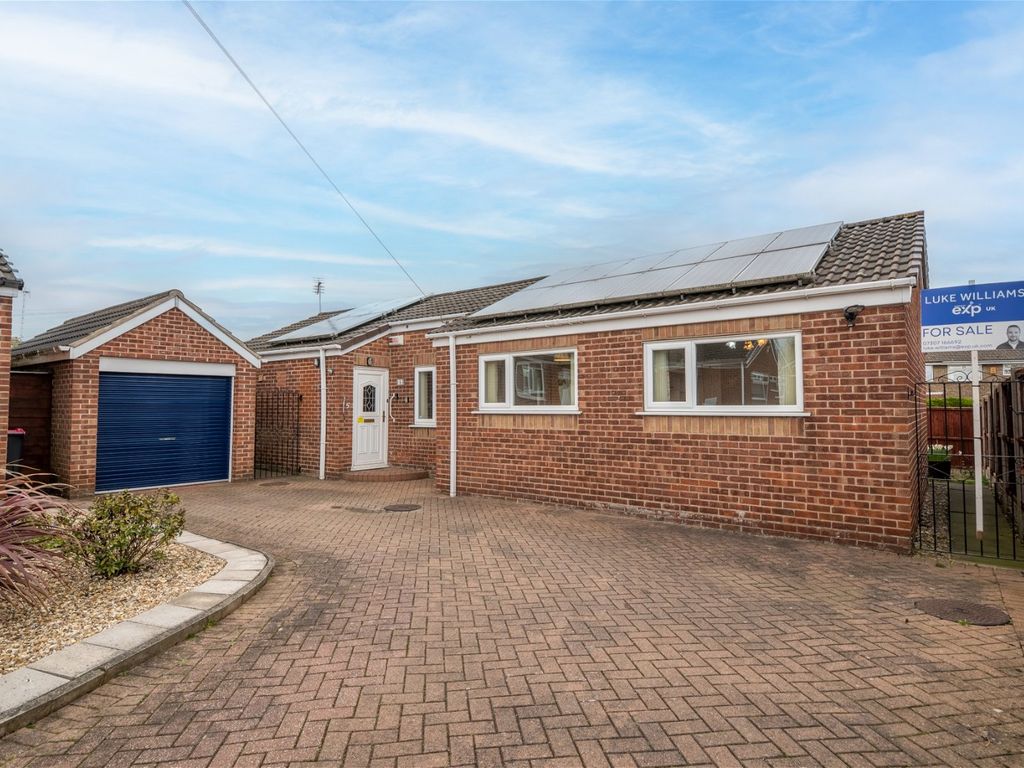 3 bed bungalow for sale in Sylvan Close, Maltby, Rotherham S66, £200,000