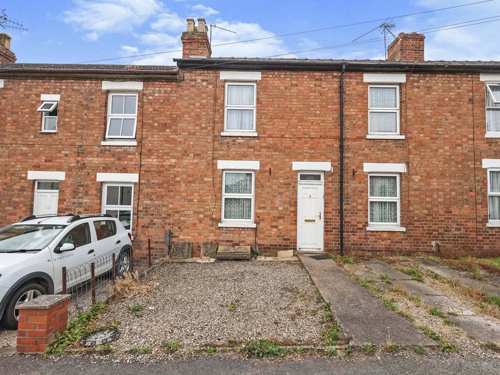 2 bed terraced house for sale in Stanley Street, Worcester WR5, £190,000