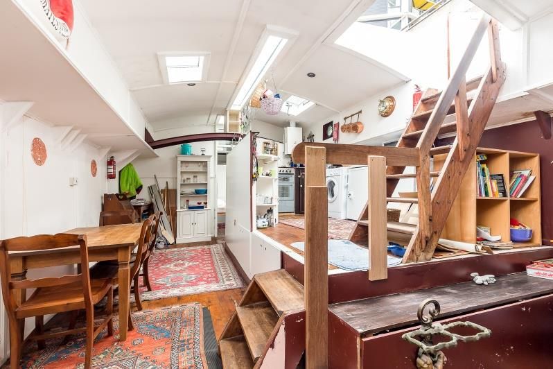 2 bed houseboat for sale in Nine Elms Pier, Nine Elms SW11, £199,000