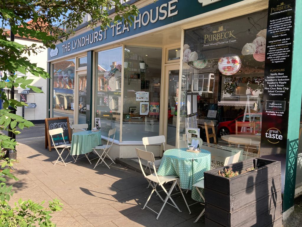 Commercial property for sale in Tea Rooms, Lyndhurst SO43, £185,000
