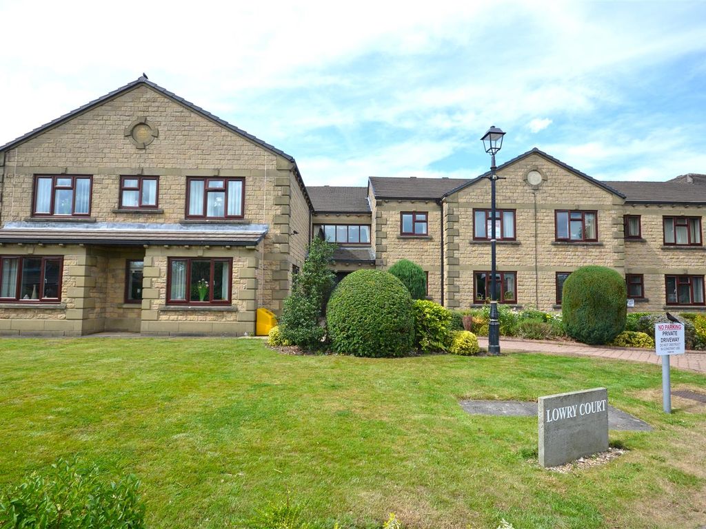 1 bed flat for sale in Lowry Court, Mottram, Hyde SK14, £82,000