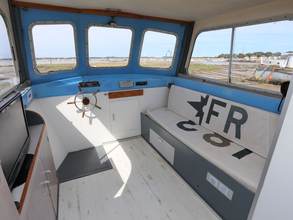 1 bed houseboat for sale in The Ferry, Felixstowe, Suffolk IP11, £79,500