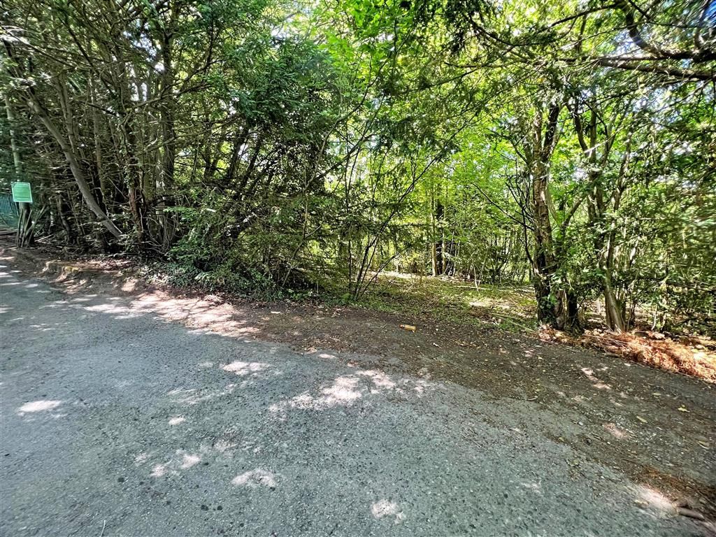 Land for sale in Ridge Lane, Meopham, Kent DA13, £37,000