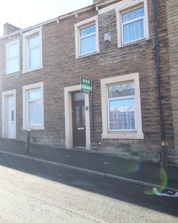 3 bed terraced house for sale in Edleston Street, Accrington BB5, £79,990