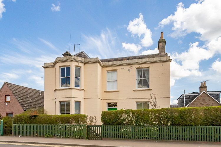 3 bed flat for sale in 76 Perth Street, Blairgowrie PH10, £185,000