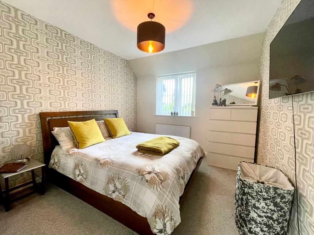 2 bed property for sale in Swansea Road, Clwydyfagwyr, Merthyr Tydfil CF48, £180,000
