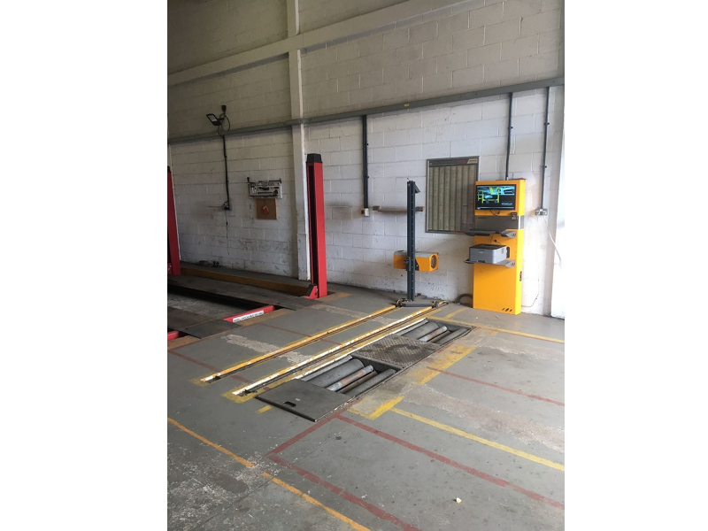 Parking/garage for sale in Worksop, England, United Kingdom S80, £59,995