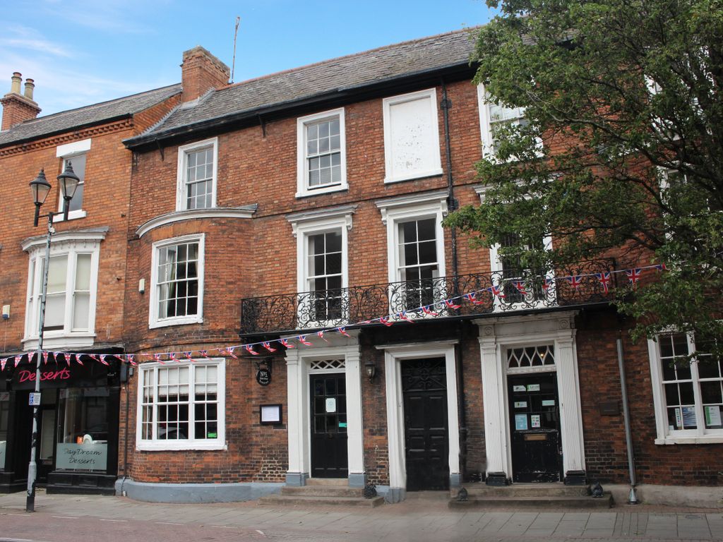 Restaurant/cafe for sale in Grove Street, Retford, Nottinghamshire DN22, £260,000