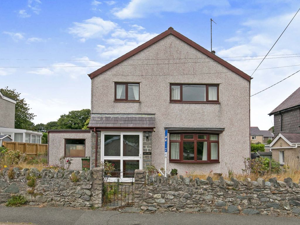 3 bed detached house for sale in Tanrhiw Road, Tregarth, Bangor LL57, £260,000