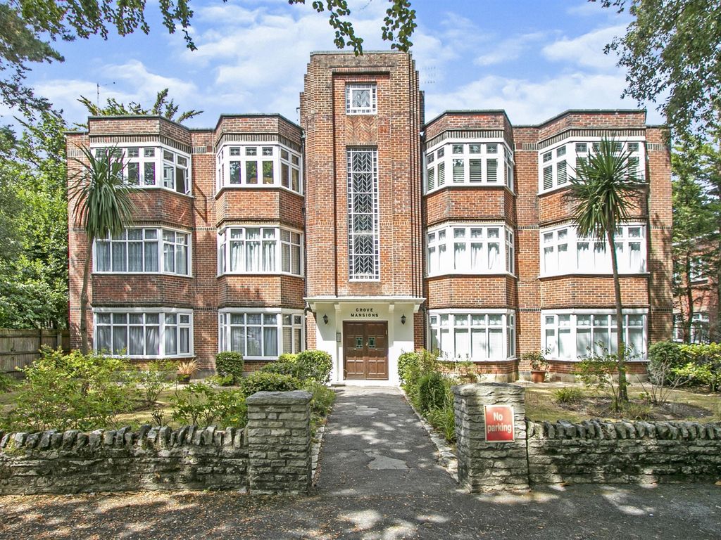 3 bed flat for sale in Grove Road, Bournemouth BH1, £260,000