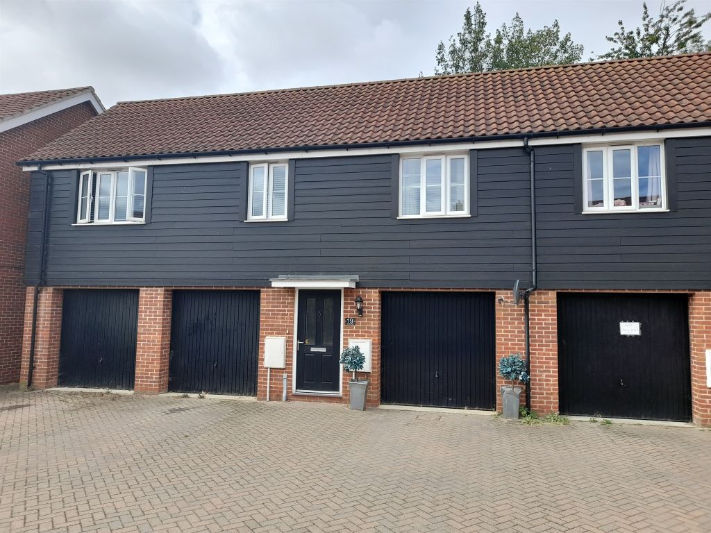 2 bed property for sale in Brooke Way, Stowmarket IP14, £220,000