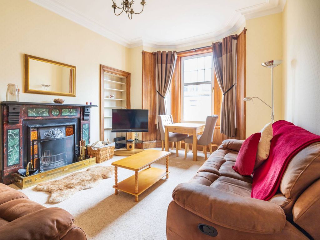 2 bed flat for sale in King Street, Aberdeen AB24, £120,000