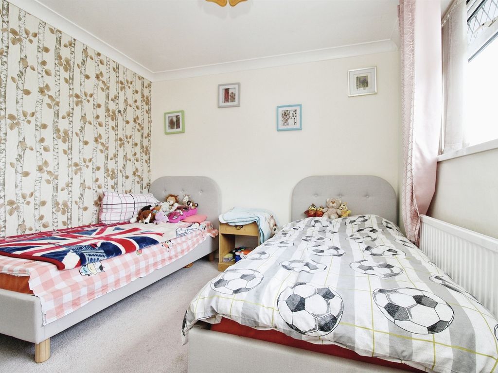 3 bed end terrace house for sale in Macaulay Avenue, Llanrumney, Cardiff CF3, £180,000