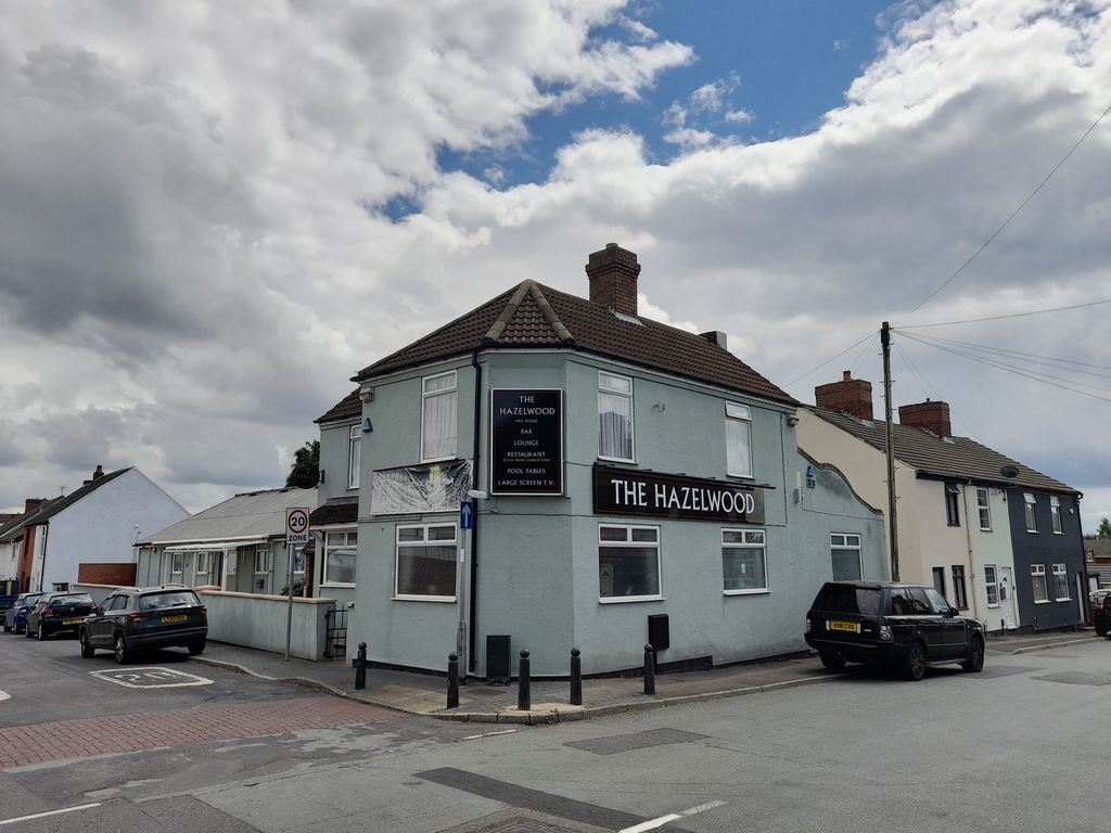 Pub/bar for sale in 128 Ironstone Road, Burntwood, Staffordshire WS7, £430,000