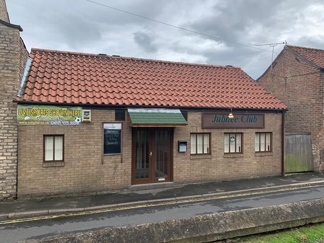 Leisure/hospitality for sale in Jubilee Club, Queen Street, Winterton, Scunthorpe, North Lincolnshire DN15, £160,000