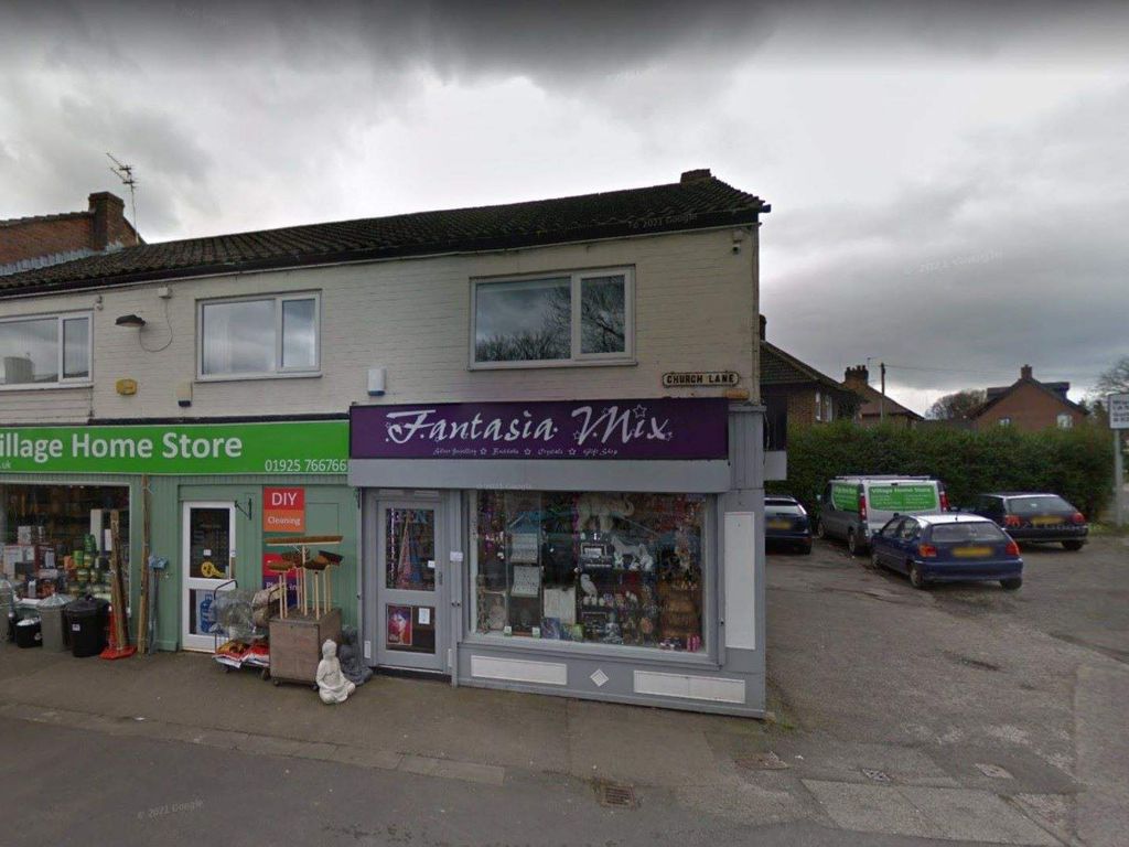 Retail premises for sale in Warrington, England, United Kingdom WA3, £25,000