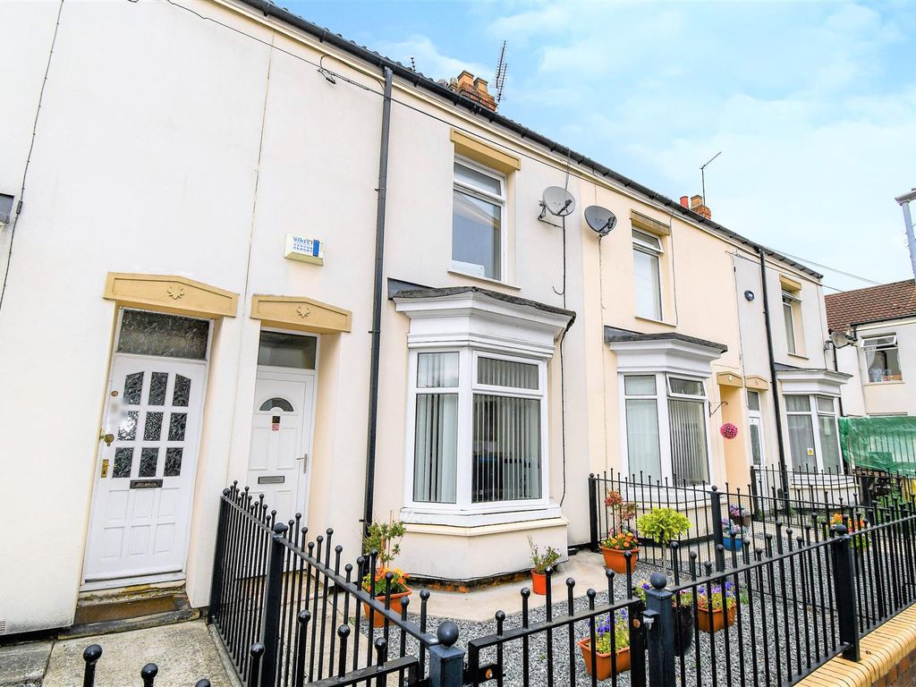 2 bed terraced house for sale in Ellens Villas, Holland Street, Hull HU9, £74,995